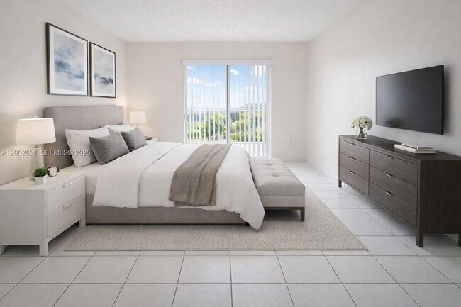 Building Photo - 5755 W 20th Ave