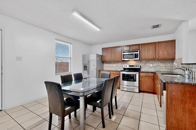 Building Photo - 2016 Swenson Ct