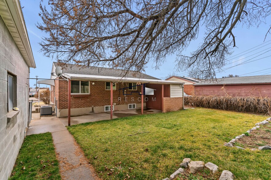 Building Photo - 138 Lynnwood Dr