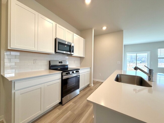 Building Photo - 919 Moray Ln