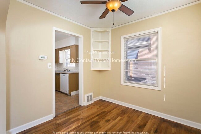 Building Photo - 3031 SE 52nd Ave