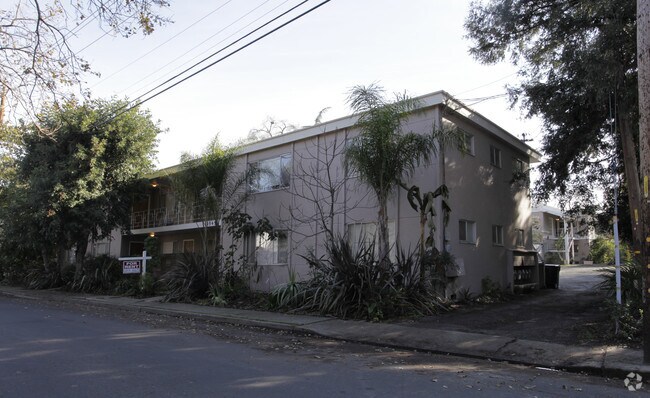 Primary Photo - 3545 Brook St