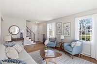 Building Photo - 37 Oakmount Dr
