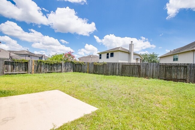 Building Photo - 22450 Highland Point Ln