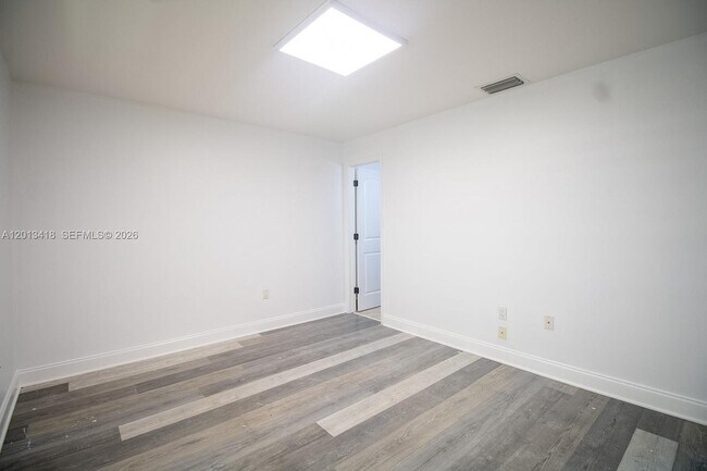 Building Photo - 15629 SW 73rd St