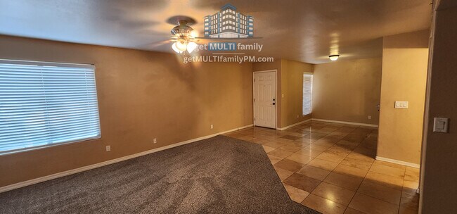 Primary Photo - 3619 E Monterosa St