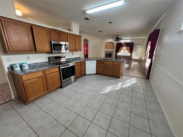 Building Photo - 12928 Honey Locust Cir