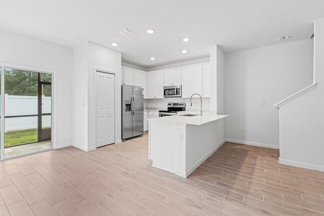 Building Photo - 698 NW 126th Terrace