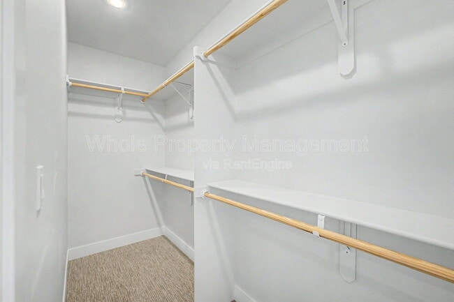 Building Photo - 4339 Kalamath St