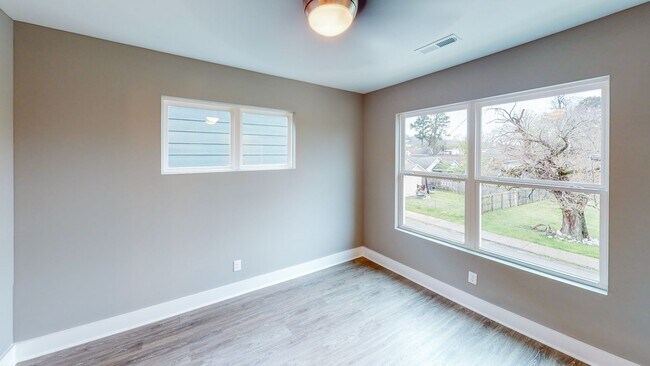 Building Photo - 3 bedroom 2.5 bath at Milltown @ the South...