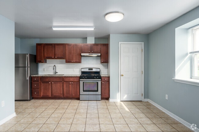 2BR, 1BA - 686SF - Kitchen - Mt Vernon Manor Phase II