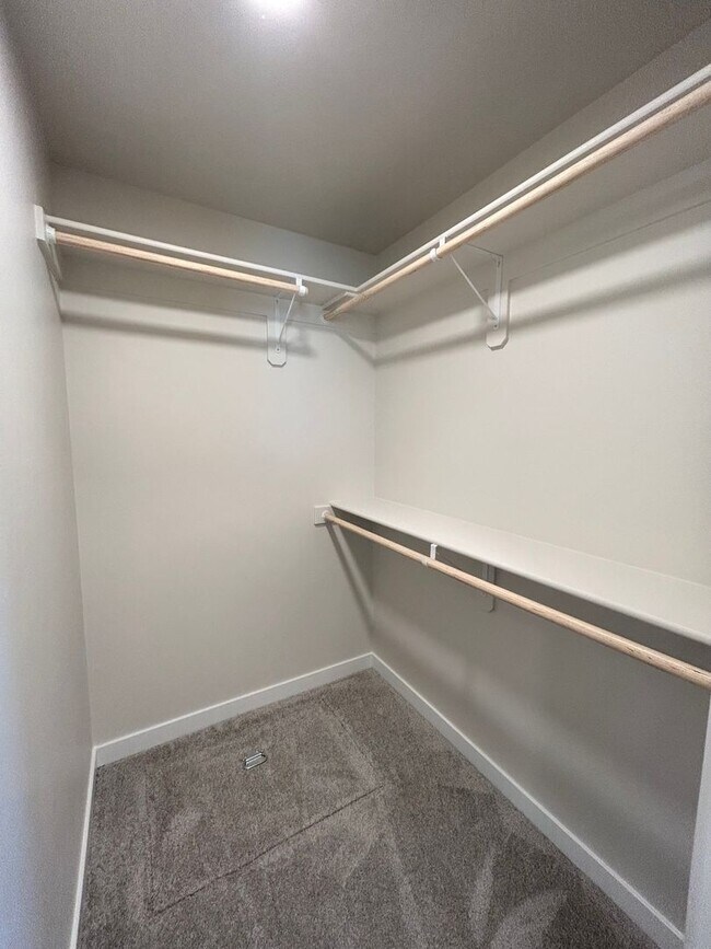 Building Photo - Brand New Home 3 Bedroom Home In Star!