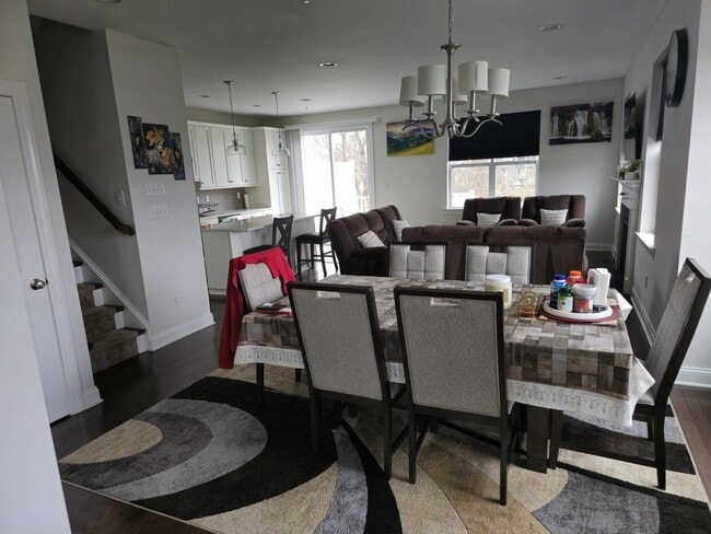 Building Photo - 100 Everleigh Dr