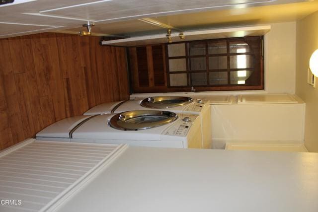 Building Photo - 14062 Atwood Ct