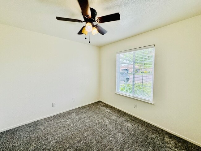 Building Photo - REDUCED!!  Beautiful Newly Remodeled Home located in a Court!