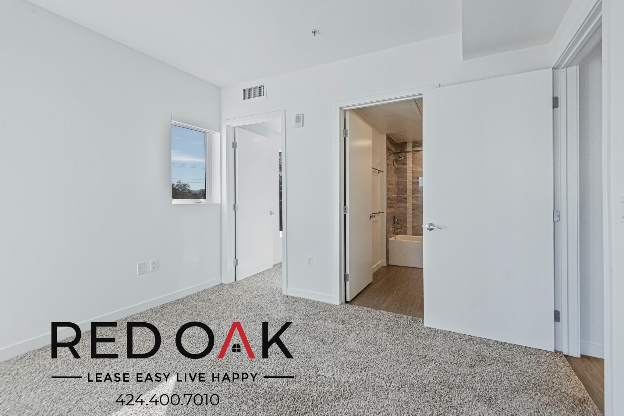 Building Photo - 11405 Chandler Blvd