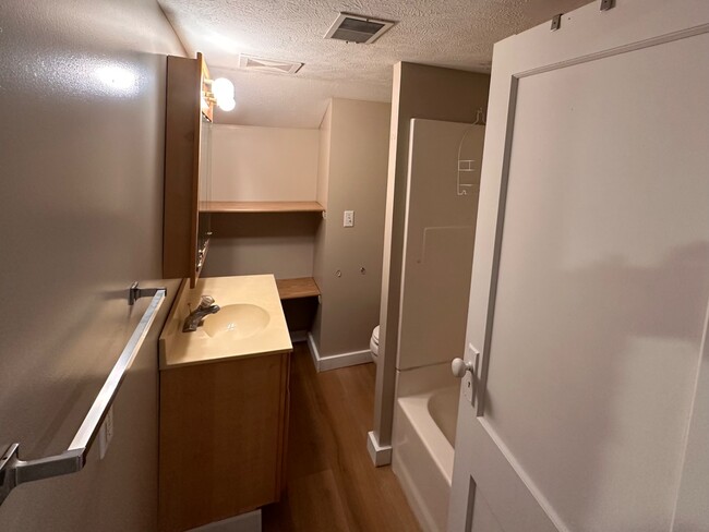 Building Photo - 17 S 1st St