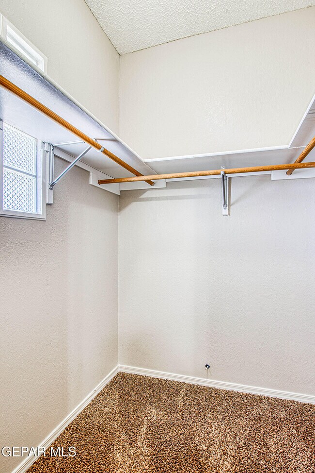 Building Photo - 6076 Los Siglos Dr