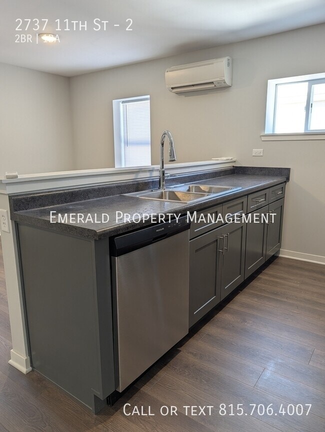 Building Photo - 2737 11th St