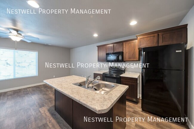 Building Photo - 14382 Firgrove Wy