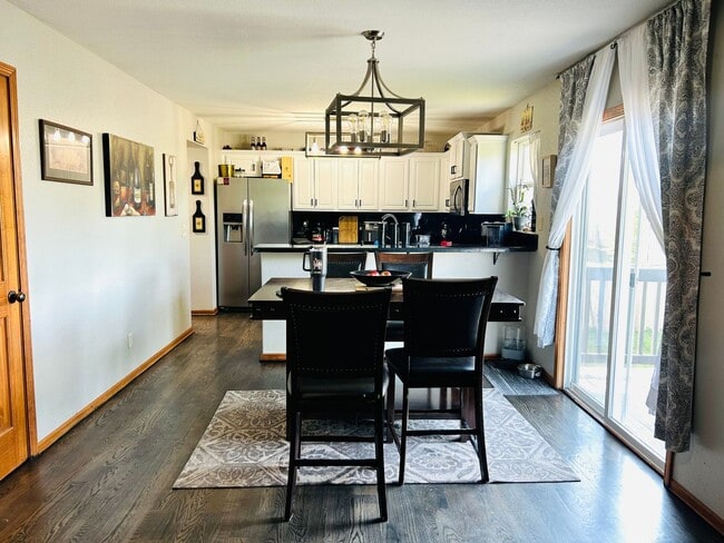 Building Photo - Beautiful Single Family Home, Sutter Woods...