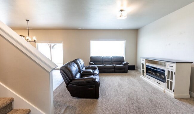 Building Photo - Beautiful 4 Bed, 2.5 Bath Home for Rent in Summerfield