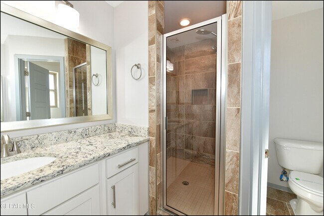 Building Photo - 13744 Flora Vista Ave