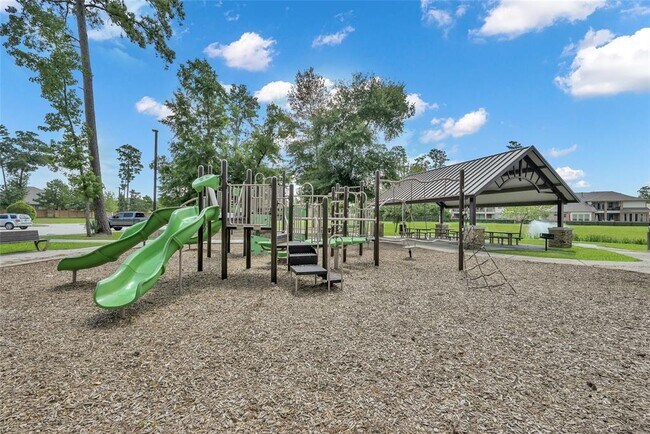 Building Photo - 2807 Kingly Pne Trl