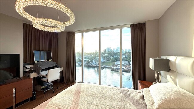 Building Photo - 45 Hendricks Isle