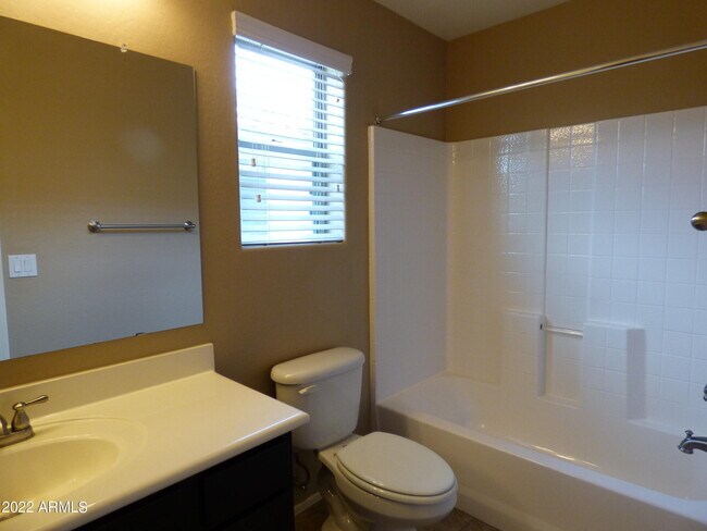 Building Photo - 8623 S 40th Dr