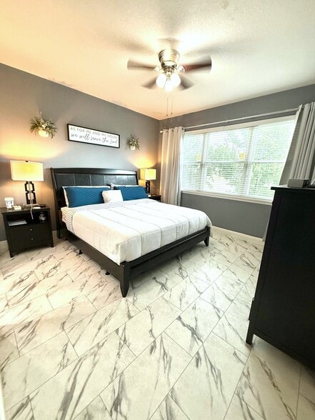 Building Photo - 2065 Chatham Place Dr