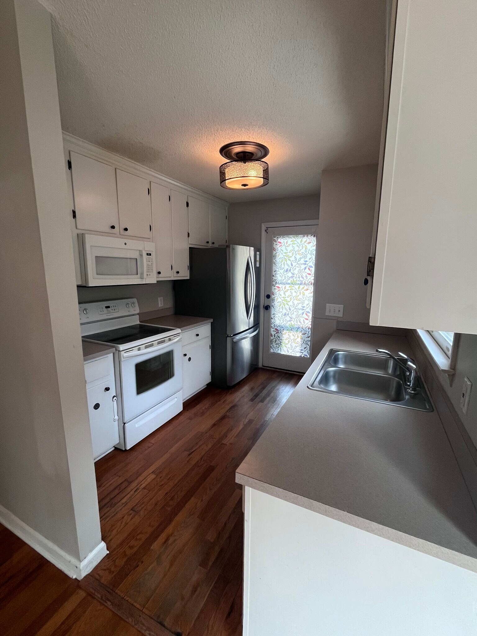 Building Photo - 218 Brookfield Cir