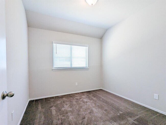 Building Photo - 20726 Bulbine Vly Dr