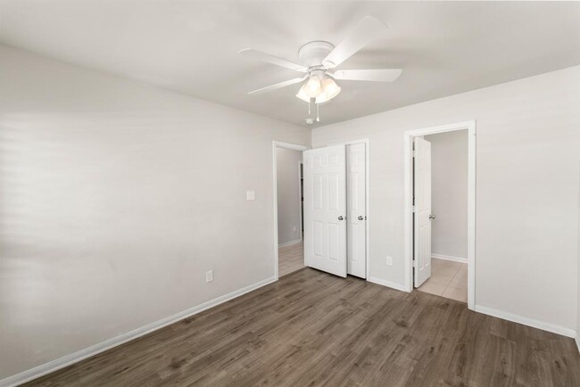 Building Photo - 15603 Eastern Meadowlark Wy