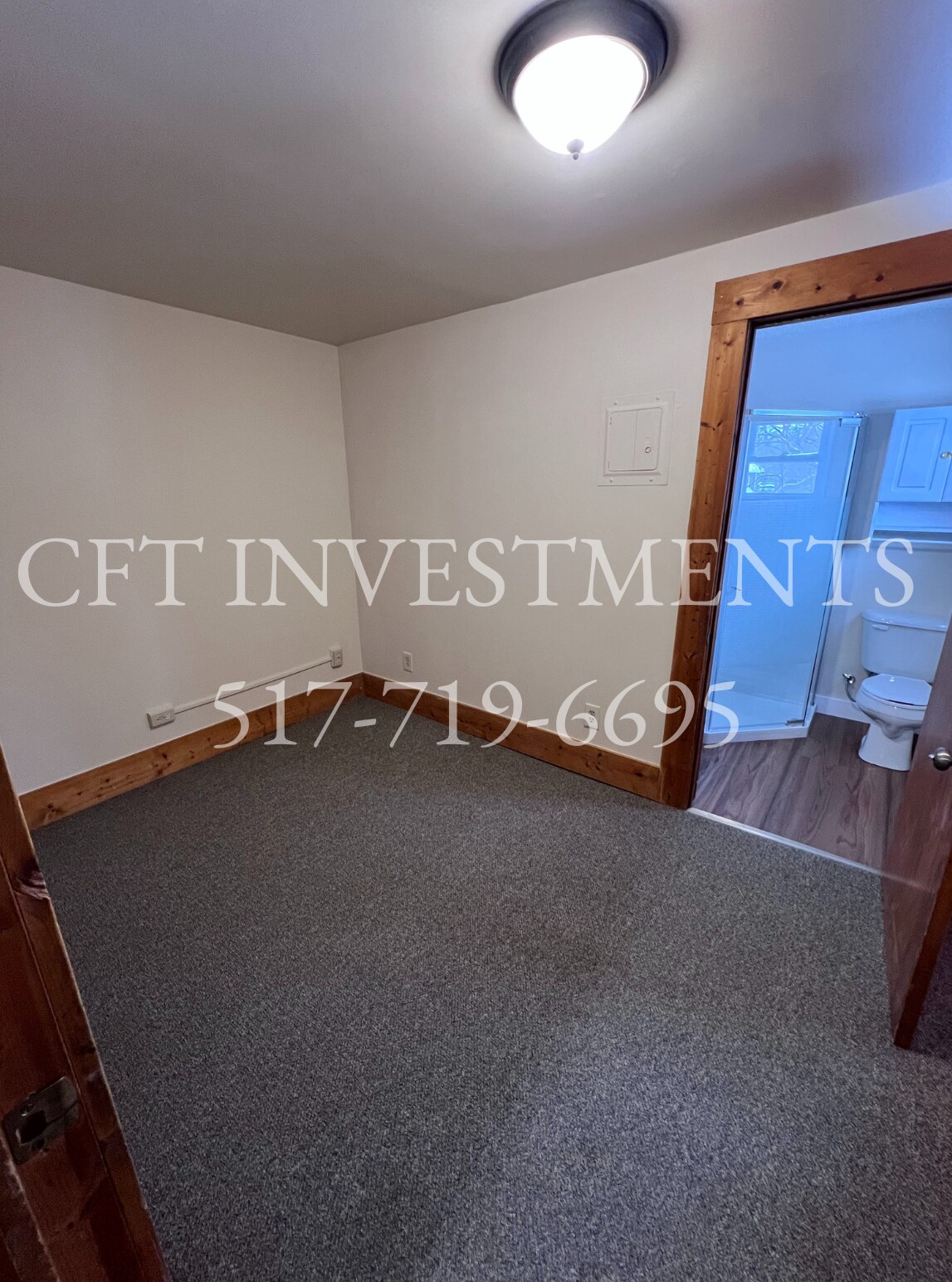 Bedroom - 319 N Cochran Ave