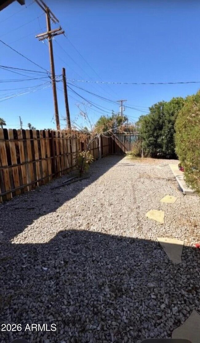 Building Photo - 68 S Ashland