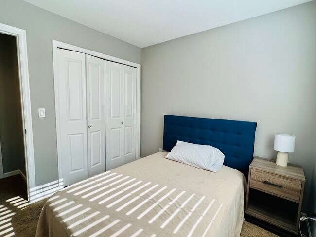 Building Photo - 9571 NW Harvest Hill Dr