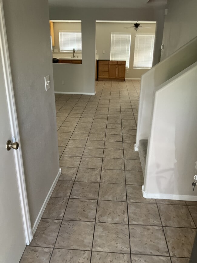 Building Photo - 8975 Spring Peeper Ave