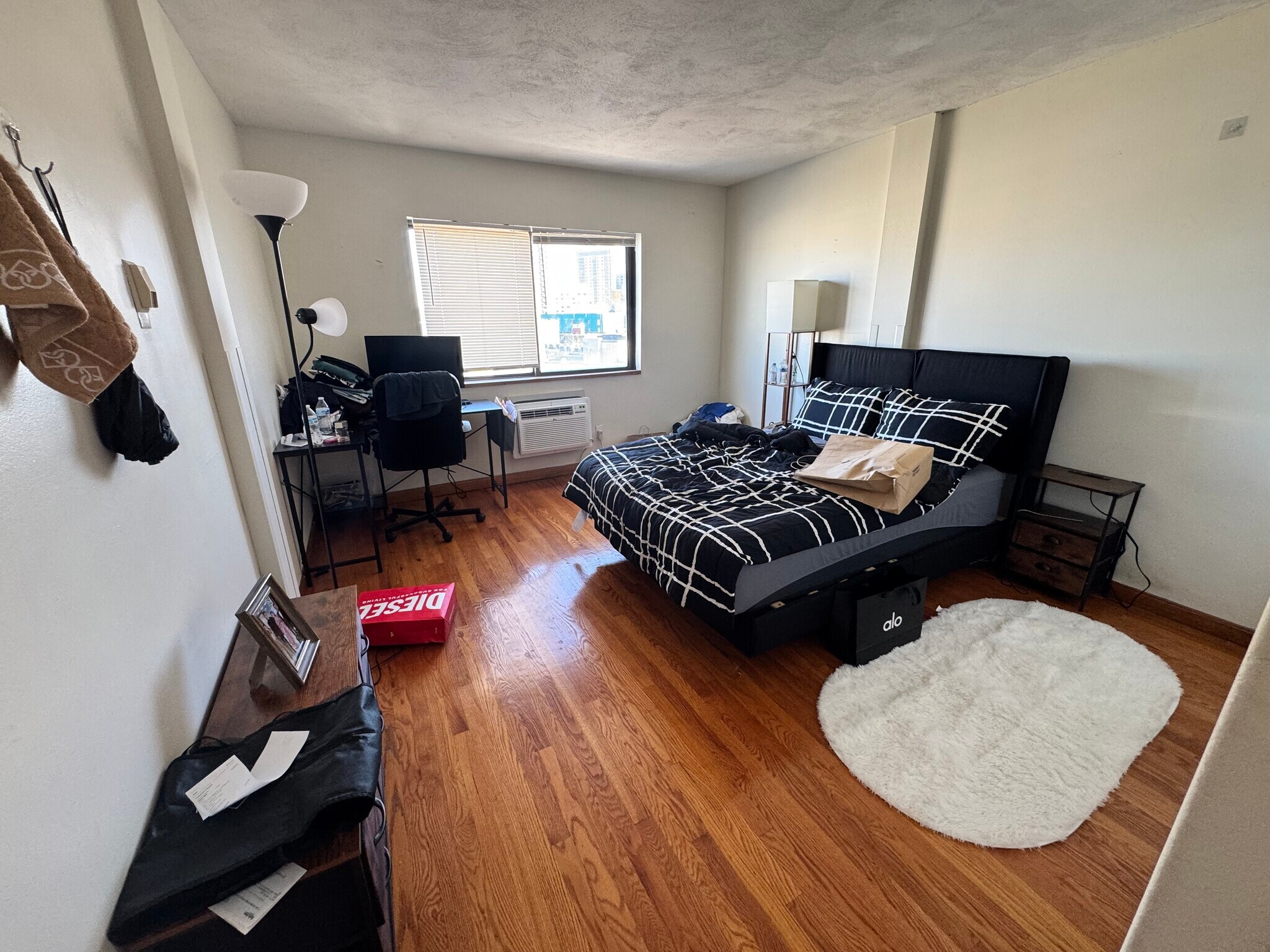 Building Photo - 1116 Commonwealth Ave