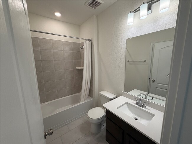 Building Photo - 2877 Grand Anse Dr