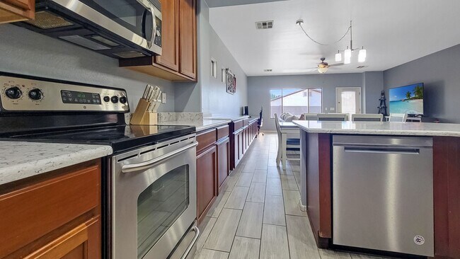 Building Photo - Gorgeous Home with Master Bedroom Downstairs!