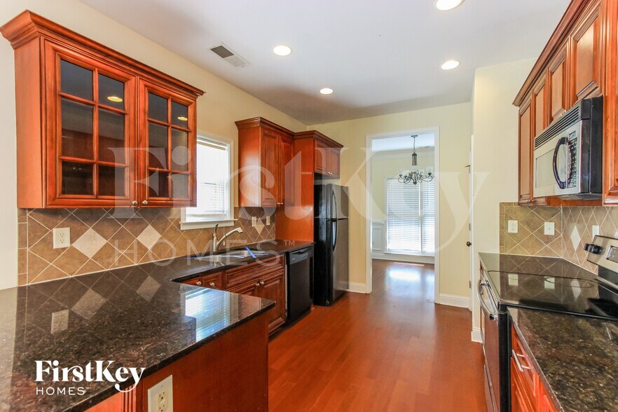 Building Photo - 136 Janney Cir