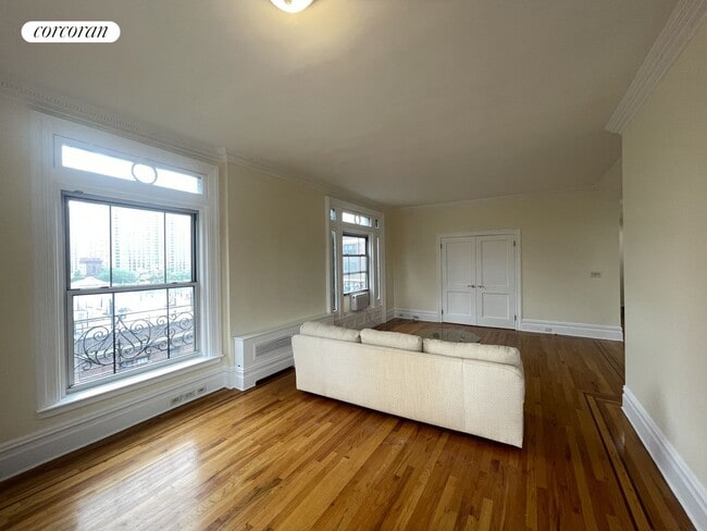Building Photo - 62 Pierrepont St
