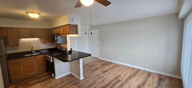 Building Photo - 16601 Jean Ln