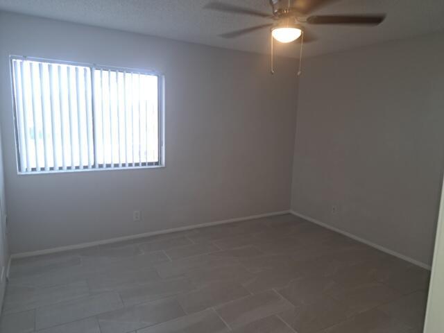 Building Photo - 2671 Riverside Dr