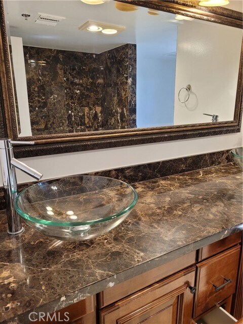 Building Photo - 10660 Wilshire Blvd