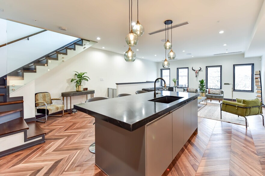 Building Photo - 1349 Randolph St NW