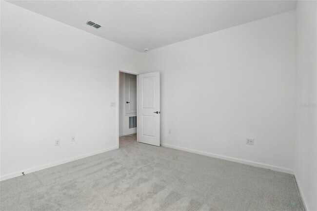 Building Photo - 251 Ballo Dr