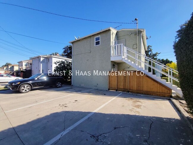 Building Photo - Renovated 1 Bedroom Apartment in Lakewood ...