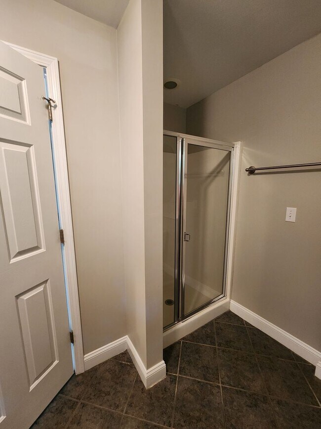 Building Photo - Montford Rental-Asheville